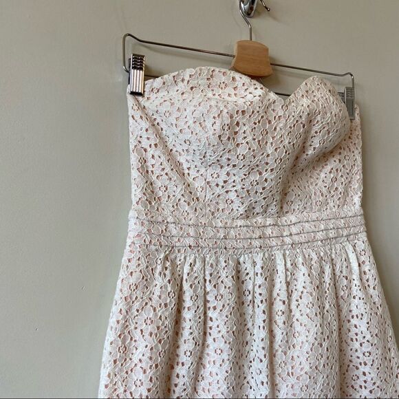 URBAN Outfitter-Lace Cocktail Sweet Heart Neckline Mini Dress (Size:8) - Picture 5 of 11